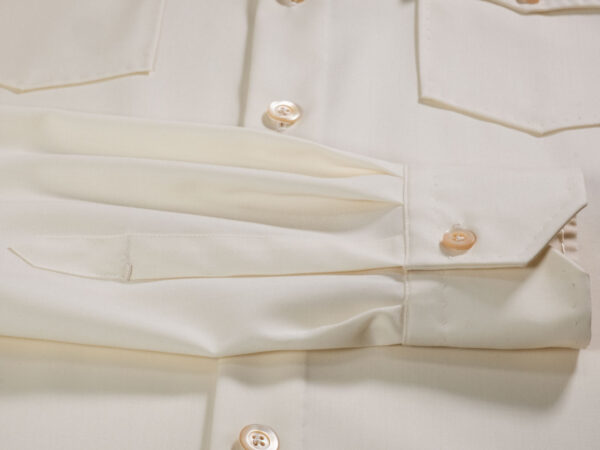 Tasmanian wool western shirt - wrist and mother-of-pearl button detail - G. Inglese