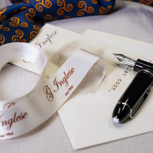 G. Inglese Gift Card with tape, pen and foulard